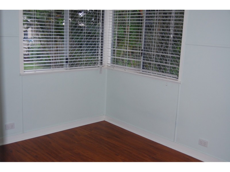 23 Munroe Street, Wulguru QLD 4811