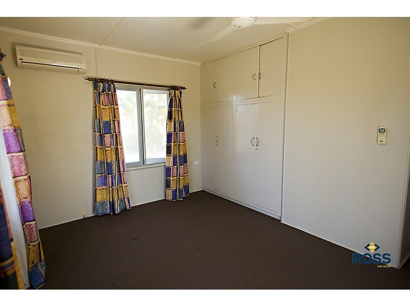 1 Bomana Street, Aitkenvale QLD 4814