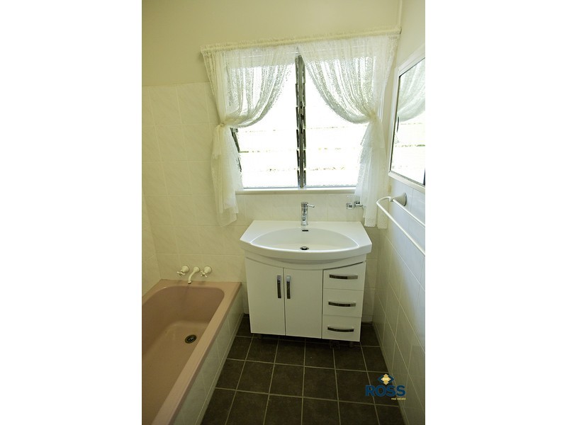 1 Bomana Street, Aitkenvale QLD 4814