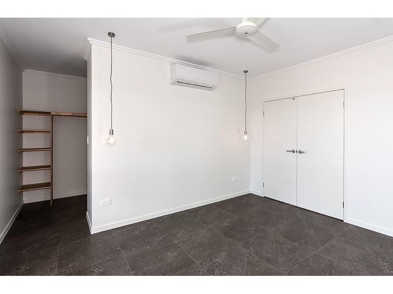 15 Holbourne Street, Bushland Beach QLD 4818