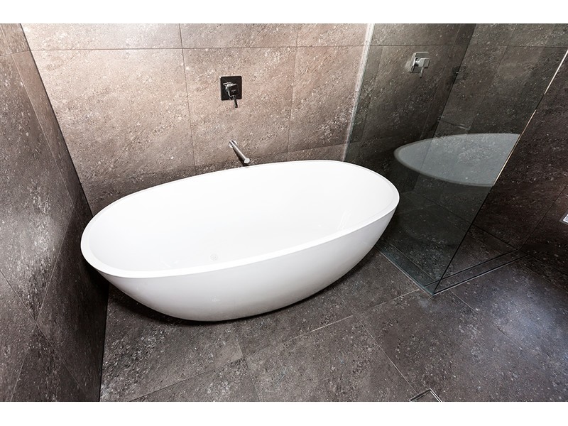 15 Holbourne Street, Bushland Beach QLD 4818