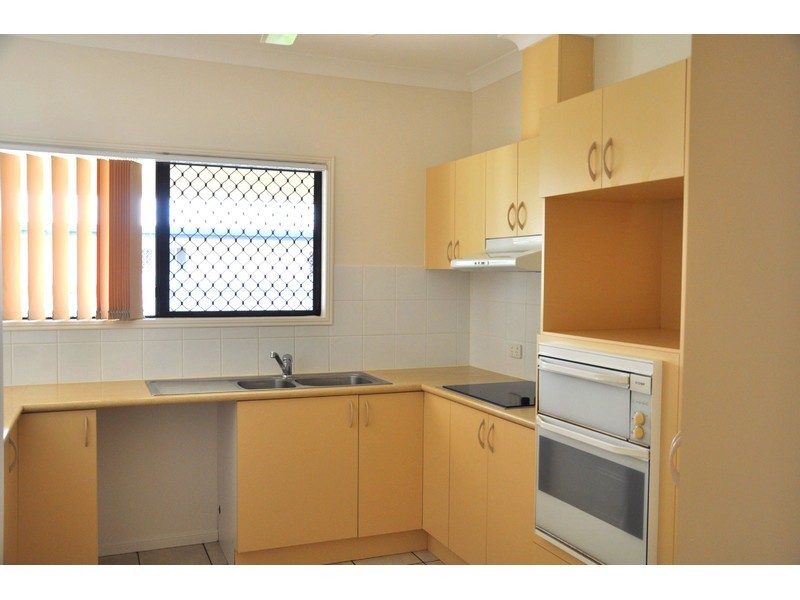 31 Lomond Street, Kirwan QLD 4817