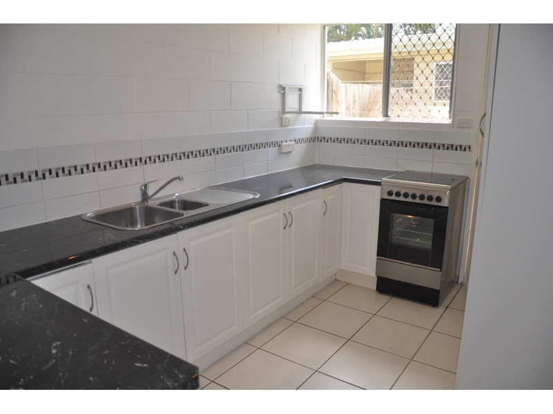 2/48 Marks Street, Hermit Park QLD 4812