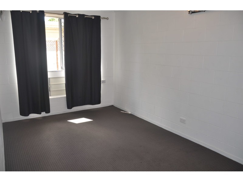 2/48 Marks Street, Hermit Park QLD 4812