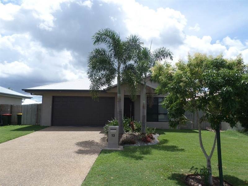 13 Skardon Place, Kelso QLD 4815