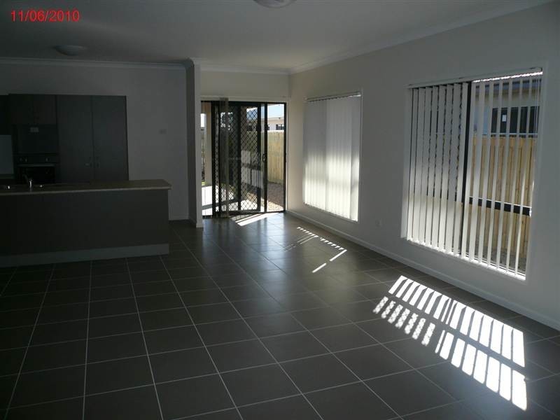 13 Skardon Place, Kelso QLD 4815