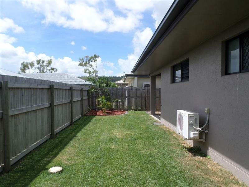 13 Skardon Place, Kelso QLD 4815