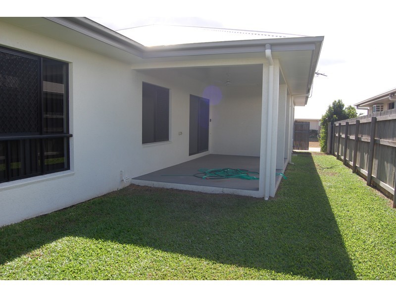 6 Mulwaree Lane, Kelso QLD 4815