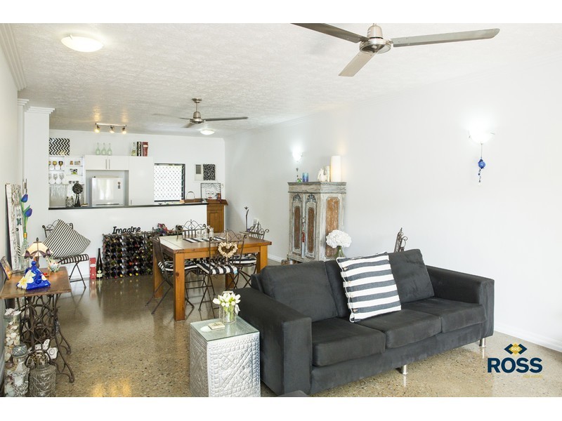 1/9-11 Gregory Street, North Ward QLD 4810