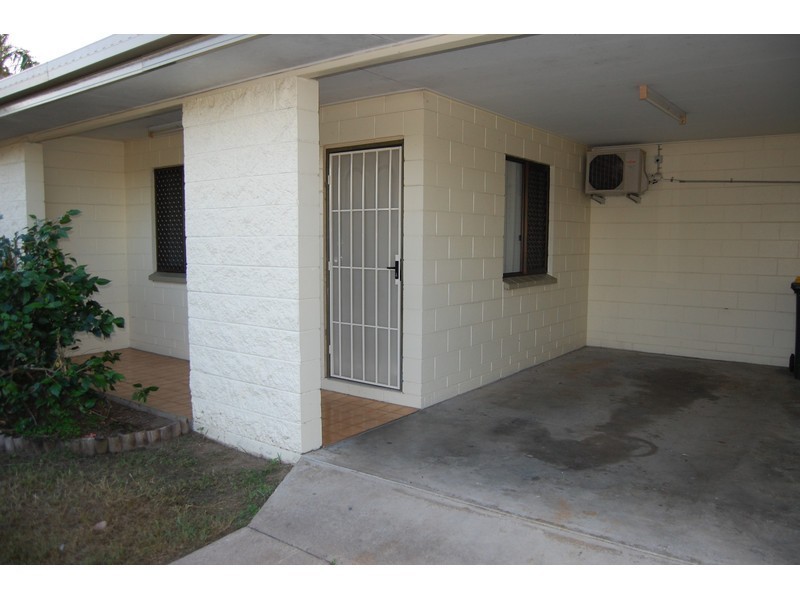 1/5 Halliday Street, Kirwan QLD 4817