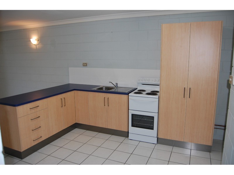 1/5 Halliday Street, Kirwan QLD 4817