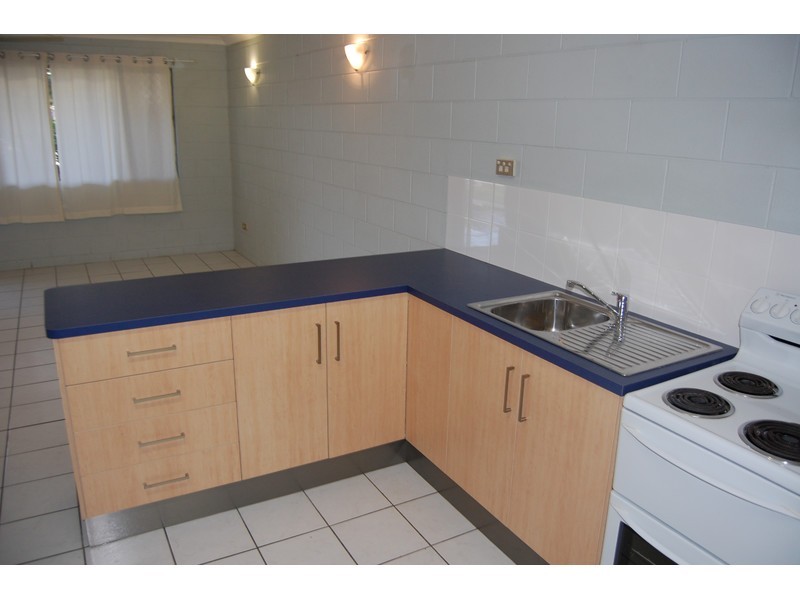 1/5 Halliday Street, Kirwan QLD 4817