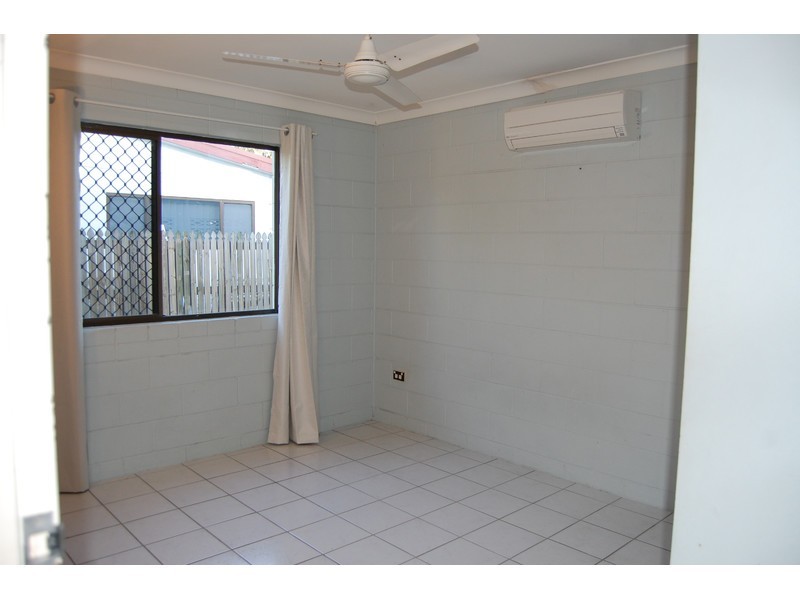 1/5 Halliday Street, Kirwan QLD 4817