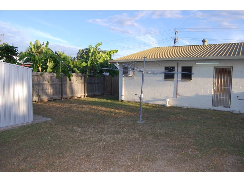 1/5 Halliday Street, Kirwan QLD 4817