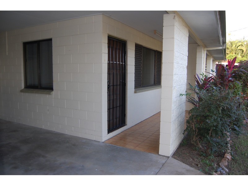 2/5 Halliday Street, Kirwan QLD 4817