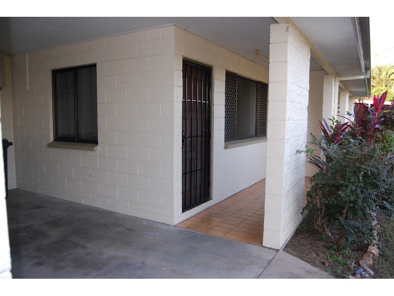 2/5 Halliday Street, Kirwan QLD 4817