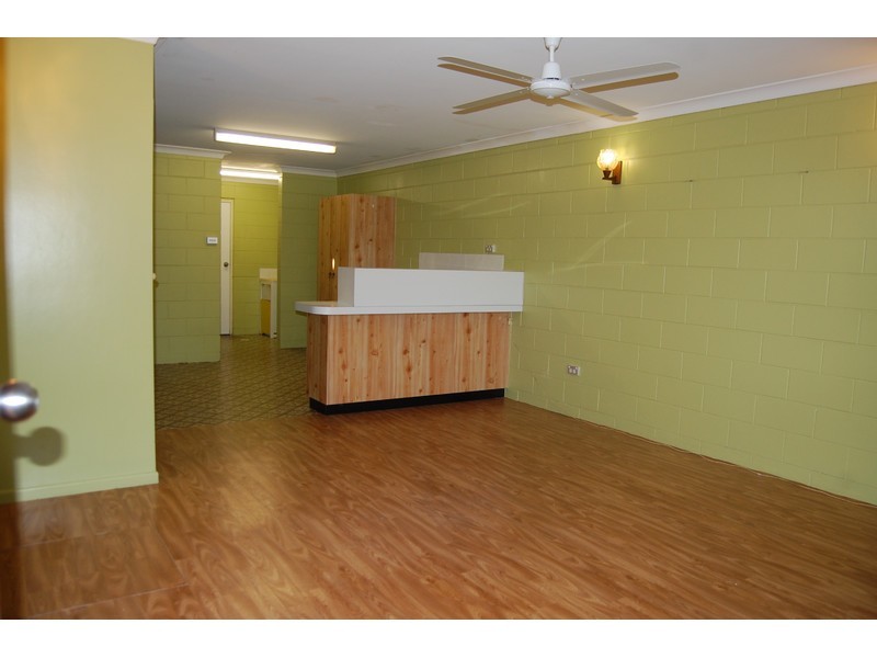 2/5 Halliday Street, Kirwan QLD 4817