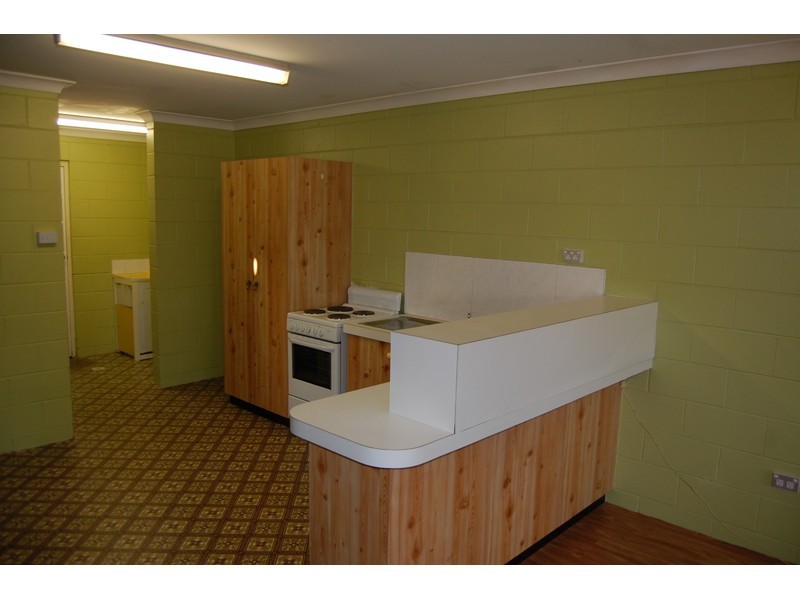 2/5 Halliday Street, Kirwan QLD 4817