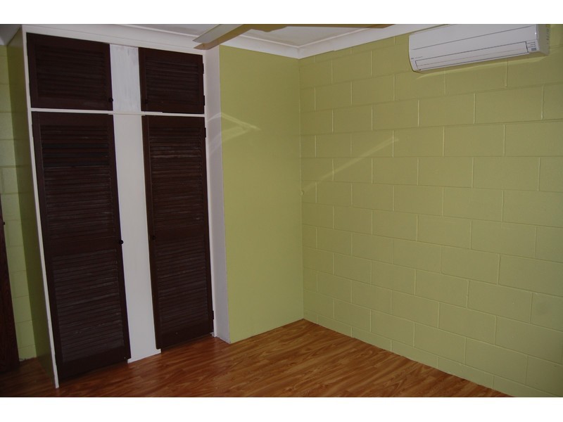 2/5 Halliday Street, Kirwan QLD 4817