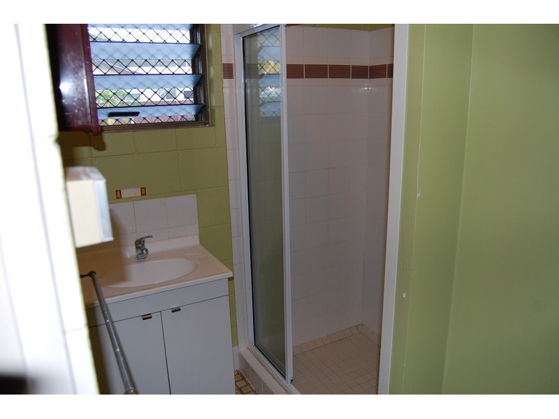 2/5 Halliday Street, Kirwan QLD 4817