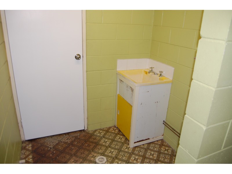 2/5 Halliday Street, Kirwan QLD 4817