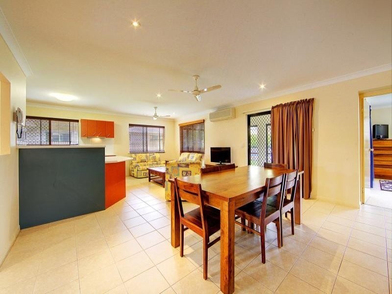 8 Fuji Court, Mount Louisa QLD 4814