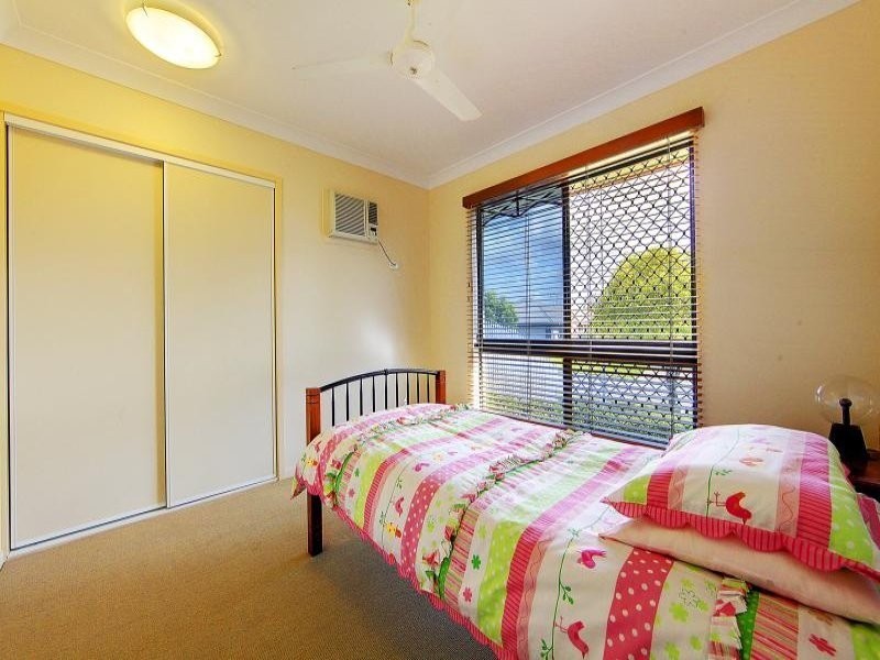 8 Fuji Court, Mount Louisa QLD 4814