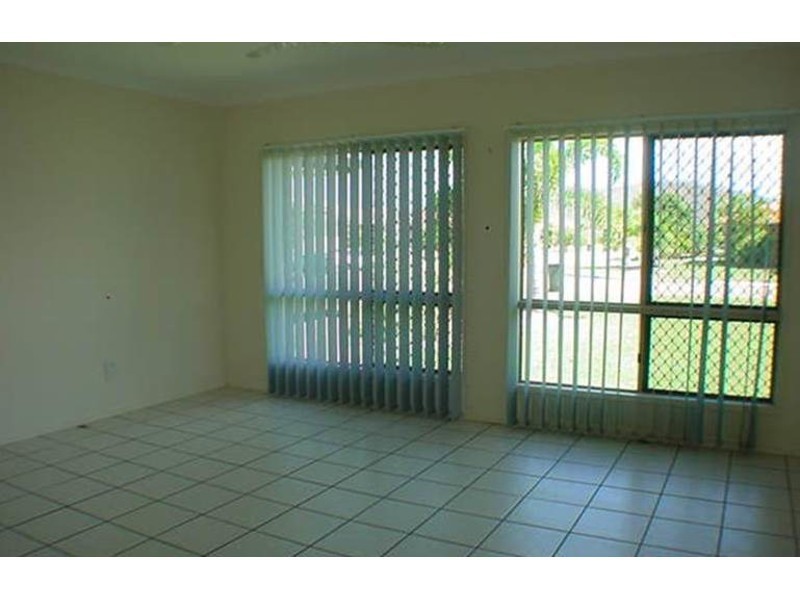 34 Young Circuit, Kirwan QLD 4817