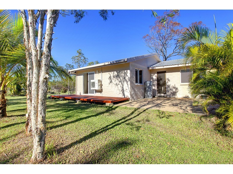 16 Bahama Court, Mount Low QLD 4818