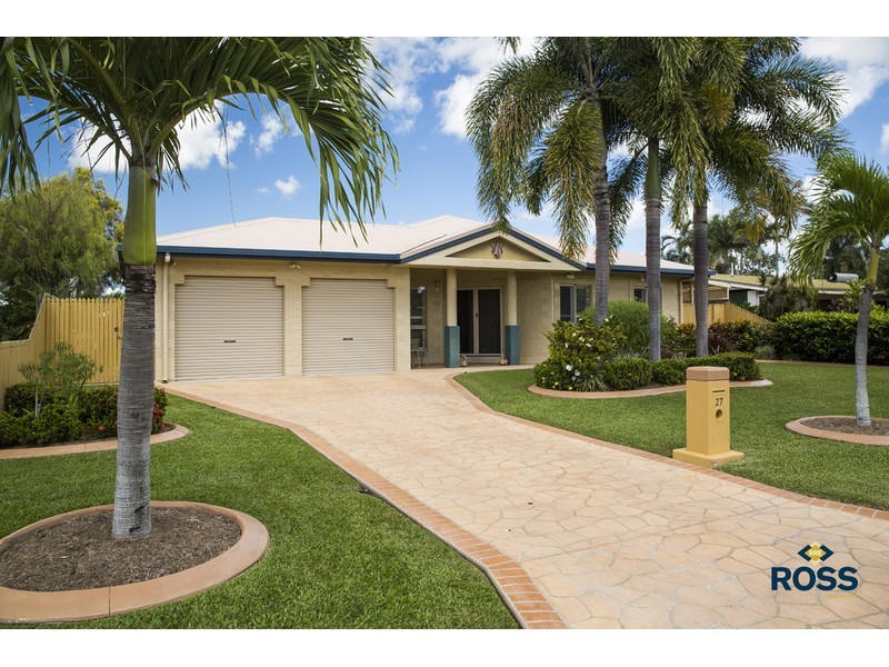 27 Rossato Crescent, Rasmussen QLD 4815