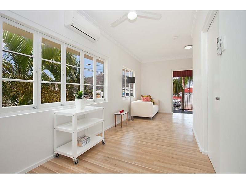 2/21 Somer Street, Hyde Park QLD 4812