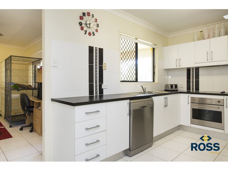 14 Armistice Street, Burdell QLD 4818