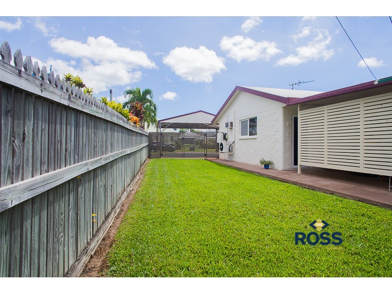 4 Calypso Court, Burdell QLD 4818