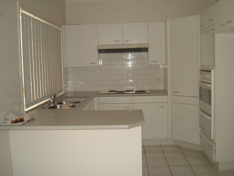 44 Chiquita Avenue, Rasmussen QLD 4815