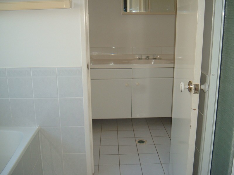 44 Chiquita Avenue, Rasmussen QLD 4815