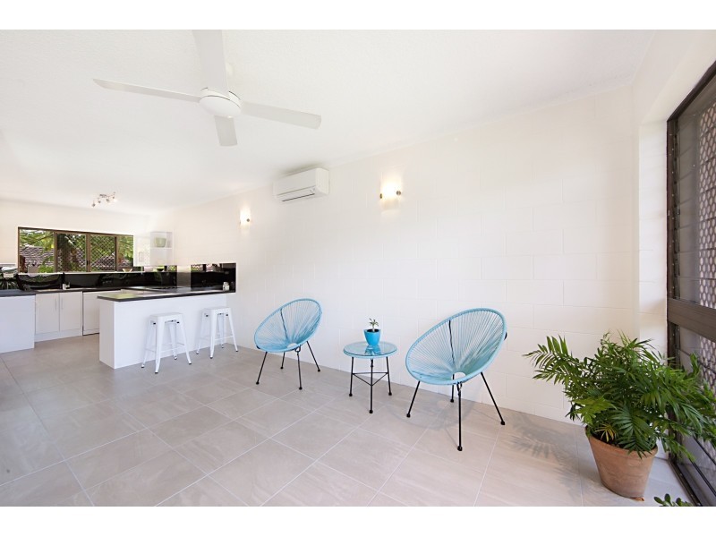 9/25 Roberts Street, Hermit Park QLD 4812