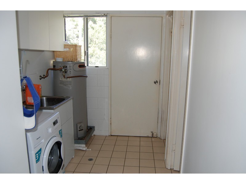 568 Bayswater Road, Mount Louisa QLD 4814