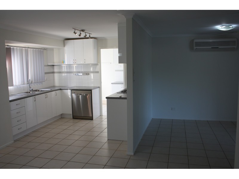 11 Loretta Court, Rasmussen QLD 4815