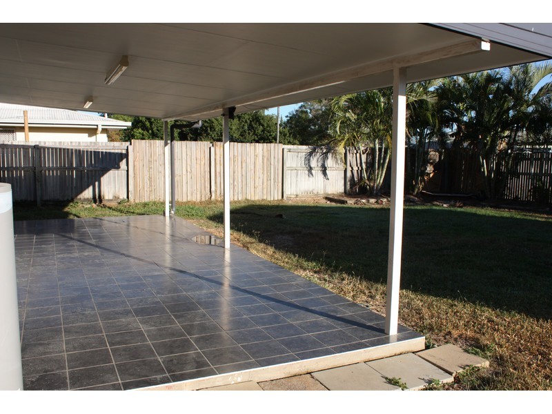 11 Loretta Court, Rasmussen QLD 4815