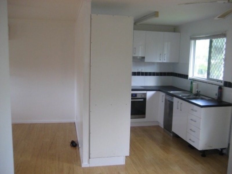 24 Munbilla Drive, Kelso QLD 4815