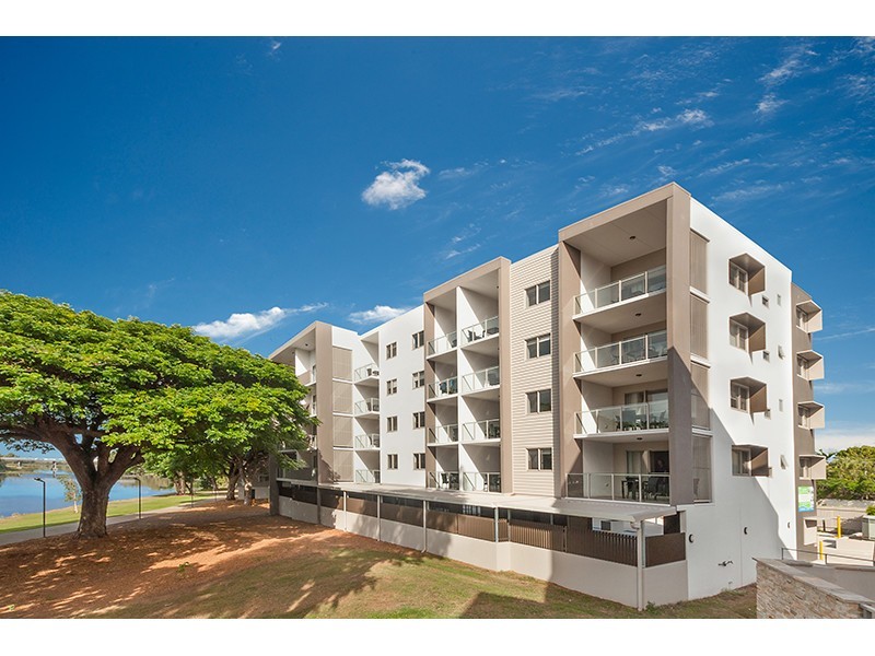 127/64/1b Sporting Drive, Thuringowa Central QLD 4817