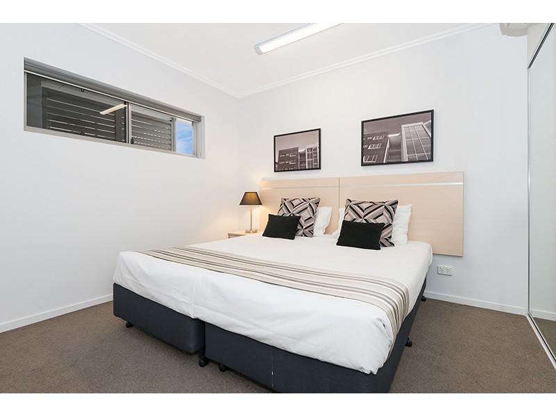 127/64/1b Sporting Drive, Thuringowa Central QLD 4817