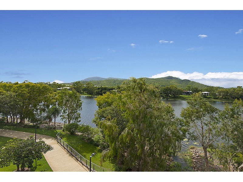 127/64/1b Sporting Drive, Thuringowa Central QLD 4817