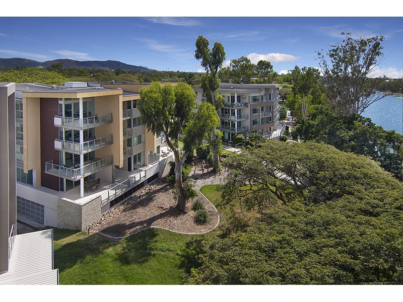 127/64/1b Sporting Drive, Thuringowa Central QLD 4817