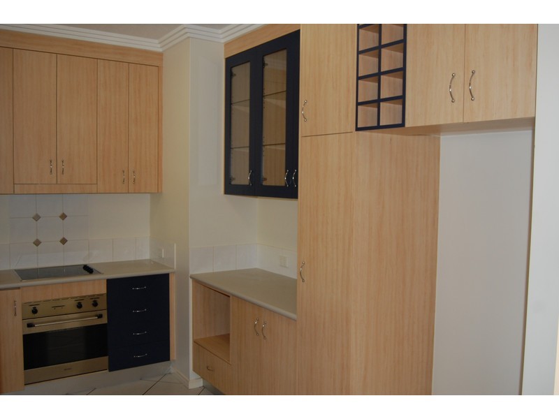 22/18 Sir Leslie Theise Drive, Townsville City QLD 4810