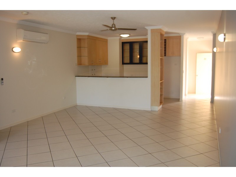 22/18 Sir Leslie Theise Drive, Townsville City QLD 4810