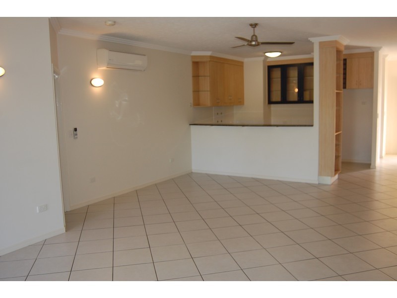 22/18 Sir Leslie Theise Drive, Townsville City QLD 4810