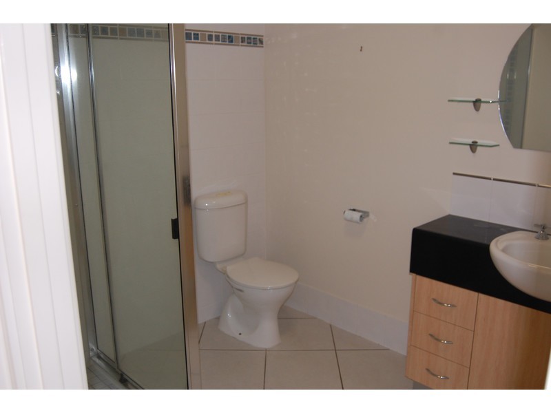 22/18 Sir Leslie Theise Drive, Townsville City QLD 4810