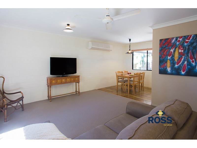 49 Wheeler Circuit, Kirwan QLD 4817