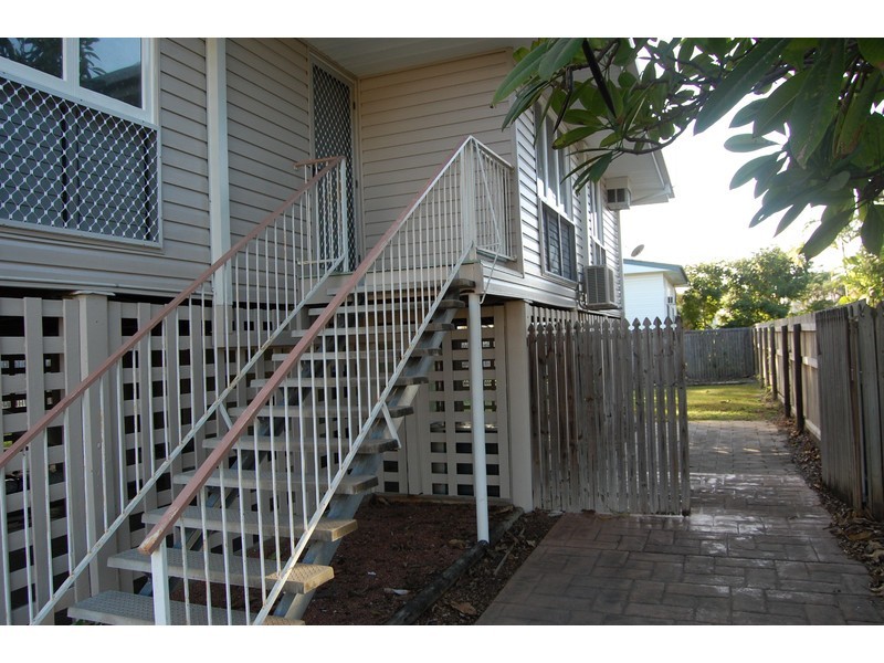 6 Chambers Street, Aitkenvale QLD 4814